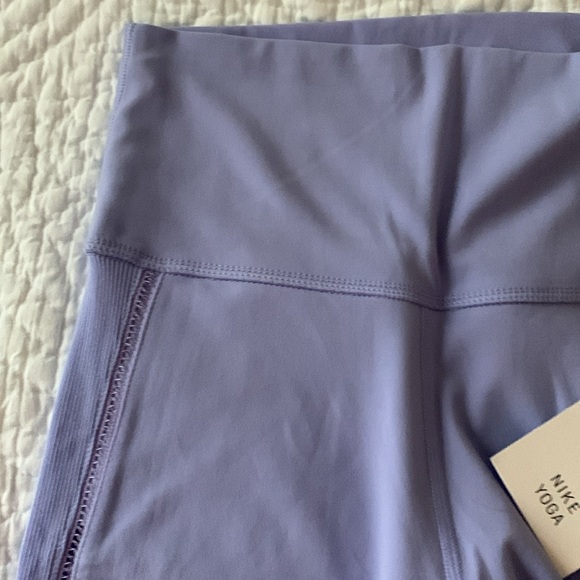 NIKE YOGA LUXE Training Leggings with 7/8 leg, high waist ribbed sides Sri Lanka - Picture 5 of 16